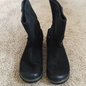 Sorel black leather boots, size 8.5, amazing grip